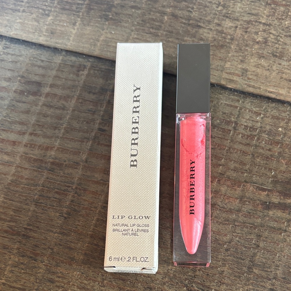 NIB Burberry Lip Glow Lip Gloss Cameo Pink No. 07